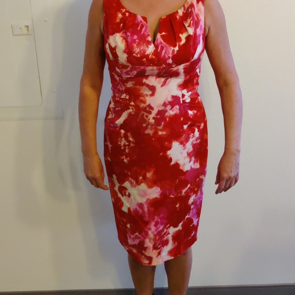 Abstract Pattern Sleeveless Sheath Dress